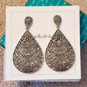 Stella and Dot Thea Lace Chandeliers